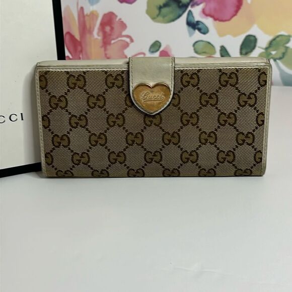 💯Authentic Gucci Long Wallet🍀 - Picture 1 of 13